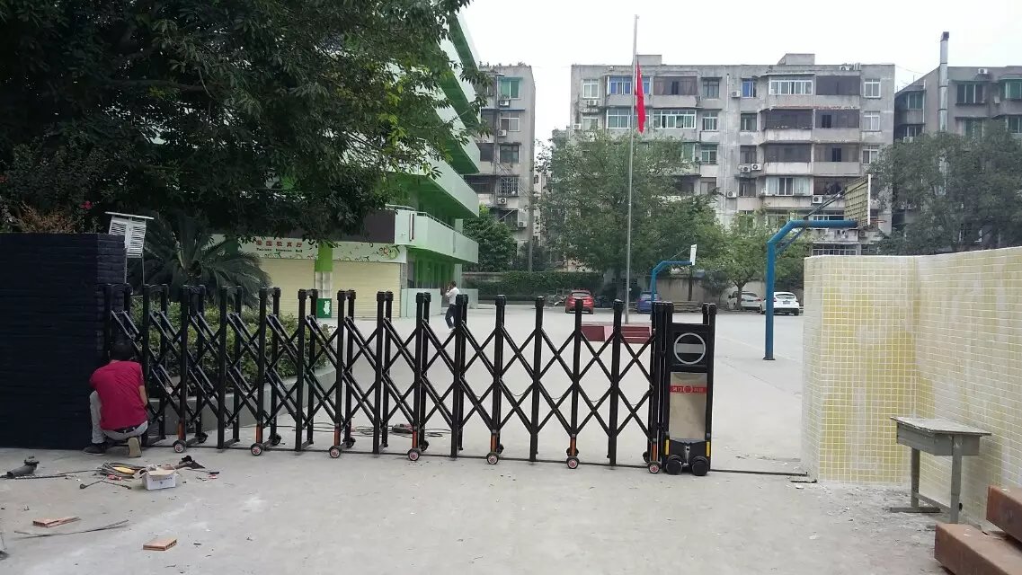 繁峙县繁峙县深圳市伸缩门